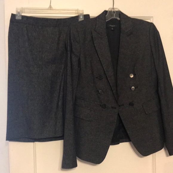 Ann Taylor charcoal grey skirt suit - Picture 1 of 2
